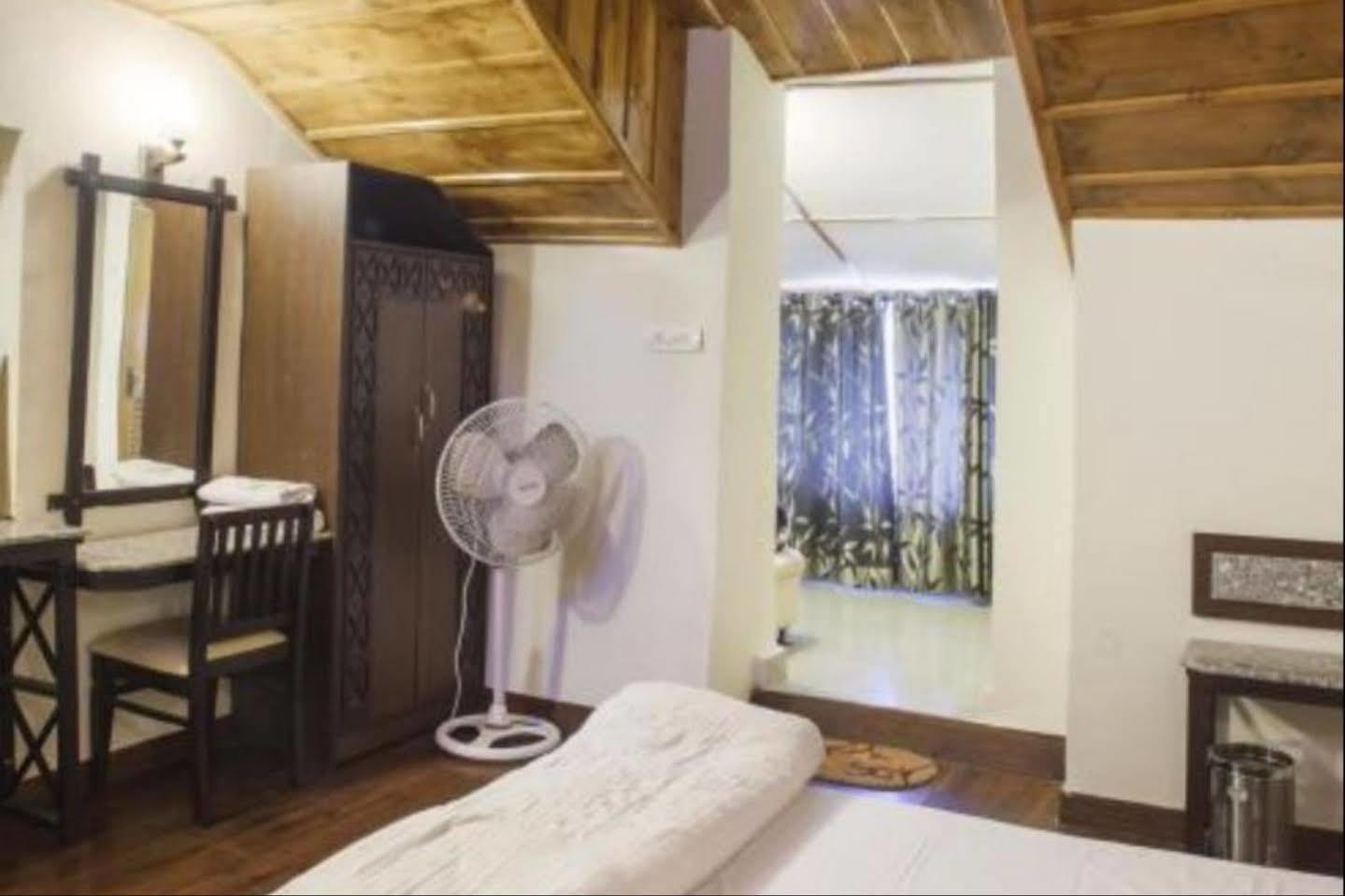 Sagrika Resort Далхаузи Экстерьер фото